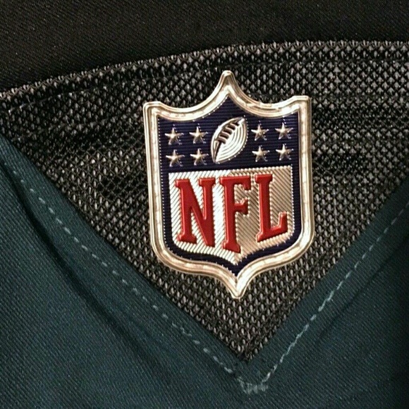 New, Eagles Wentz Vapor Untouchable Elite Jerseys - Picture 3 of 4